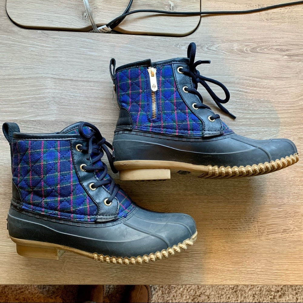 Winter boots
